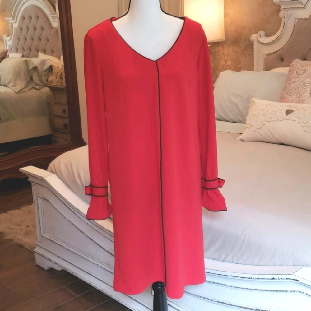 NEIMAN MARCUS RED BOW DRESS